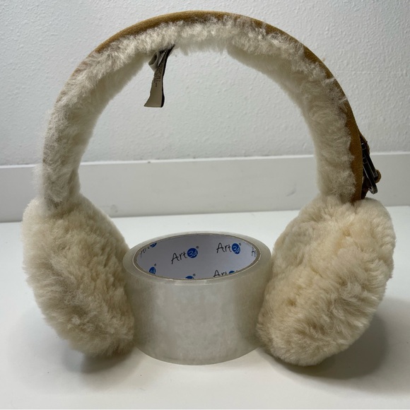 UGG Cream Shearling Earmuffs - Picture 4 of 8
